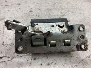 bontott OPEL MERIVA A Csomagtérajtó Zárszerkezet