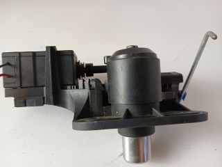 bontott OPEL MERIVA A Csomagtérajtó Zárszerkezet