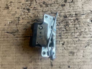 bontott OPEL MERIVA A Csomagtérajtó Zárszerkezet