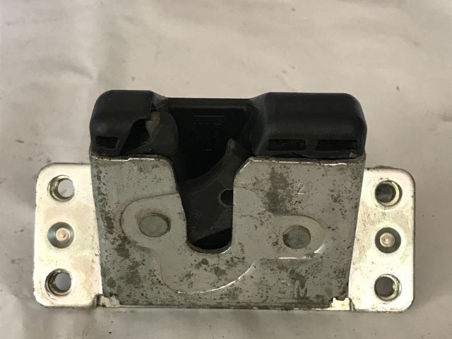 bontott OPEL MERIVA A Csomagtérajtó Zárszerkezet