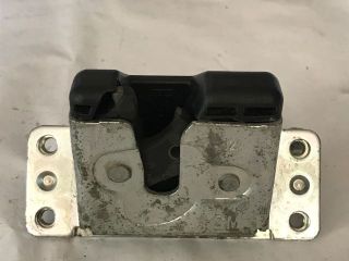 bontott OPEL MERIVA A Csomagtérajtó Zárszerkezet