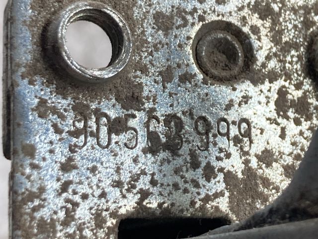 bontott OPEL MERIVA A Csomagtérajtó Zárszerkezet