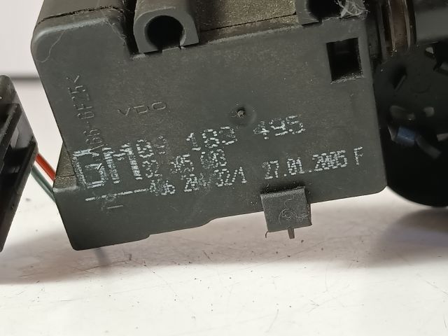 bontott OPEL MERIVA A Csomagtérajtó Zárszerkezet