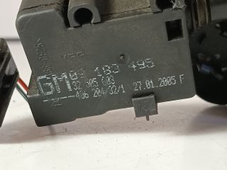 bontott OPEL MERIVA A Csomagtérajtó Zárszerkezet