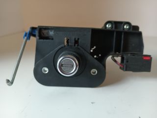 bontott OPEL MERIVA A Csomagtérajtó Zárszerkezet