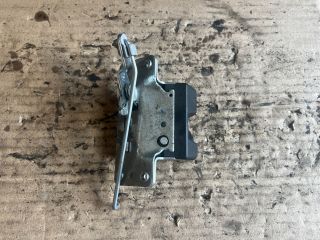 bontott OPEL MERIVA A Csomagtérajtó Zárszerkezet