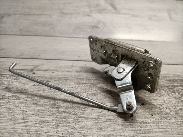 bontott OPEL MERIVA A Csomagtérajtó Zárszerkezet