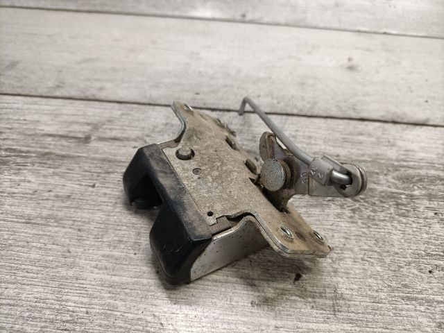 bontott OPEL MERIVA A Csomagtérajtó Zárszerkezet