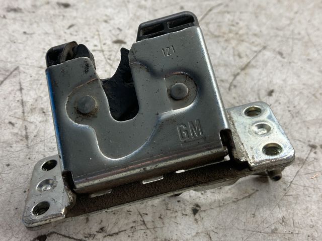 bontott OPEL MERIVA A Csomagtérajtó Zárszerkezet