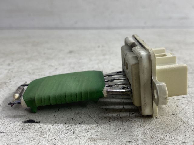 bontott OPEL MERIVA A Előtét Ellenállás Fűtőmotor