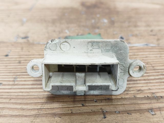 bontott OPEL MERIVA A Előtét Ellenállás Fűtőmotor