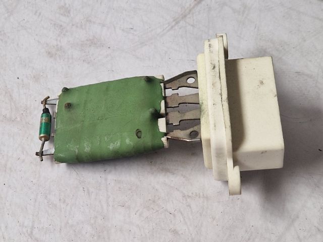 bontott OPEL MERIVA A Előtét Ellenállás Fűtőmotor