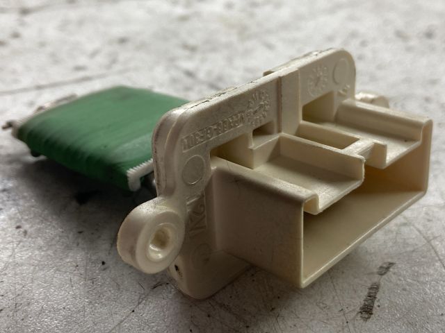 bontott OPEL MERIVA A Előtét Ellenállás Fűtőmotor