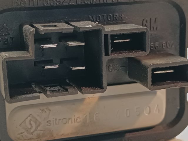 bontott OPEL MERIVA A Előtét Ellenállás Fűtőmotor