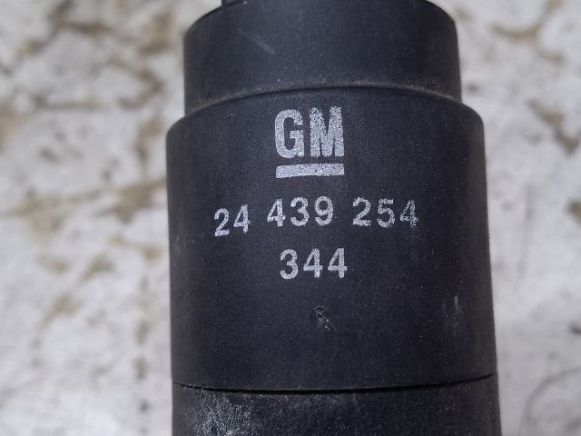 bontott OPEL MERIVA A Első Ablakmosó Szivattyú