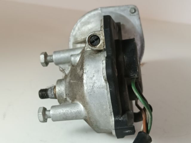 bontott OPEL MERIVA A Első Ablaktörlő Motor