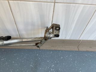 bontott OPEL MERIVA A Első Ablaktörlő Szerkezet Motorral