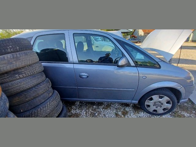 bontott OPEL MERIVA A Első Ablaktörlő Szerkezet Motorral