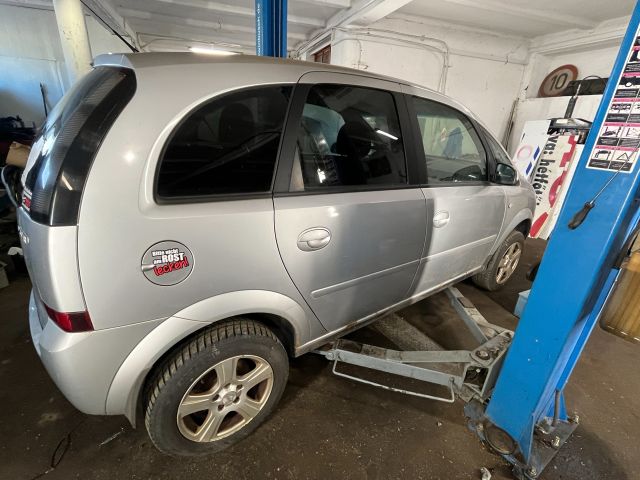 bontott OPEL MERIVA A Első Ablaktörlő Szerkezet Motorral