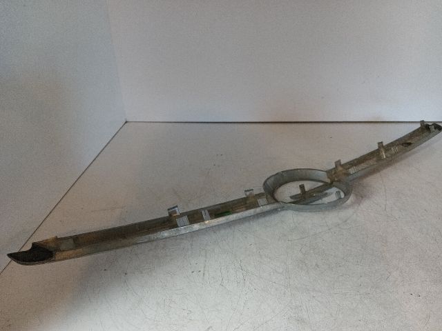 bontott OPEL MERIVA A Első Embléma