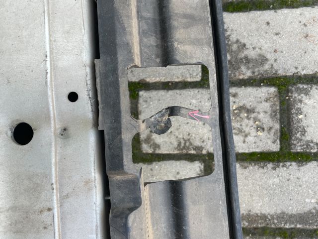 bontott OPEL MERIVA A Első Lökhárító Merevítő (Fém)