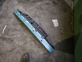 bontott OPEL MERIVA A Első Lökhárító Merevítő (Fém)