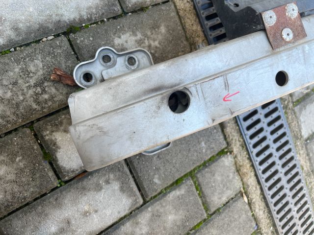 bontott OPEL MERIVA A Első Lökhárító Merevítő (Fém)