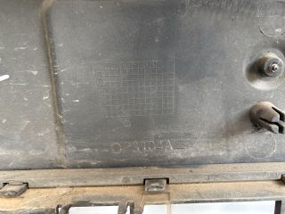 bontott OPEL MERIVA A Első Lökhárító (Részeivel)