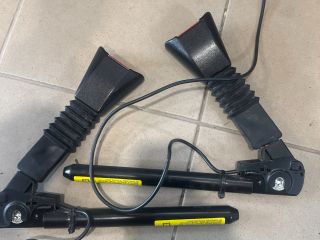 bontott OPEL MERIVA A Első Pár Övfeszítő