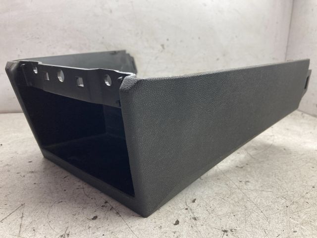 bontott OPEL MERIVA A Első Tároló Rekesz