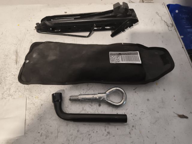 bontott OPEL MERIVA A Emelő