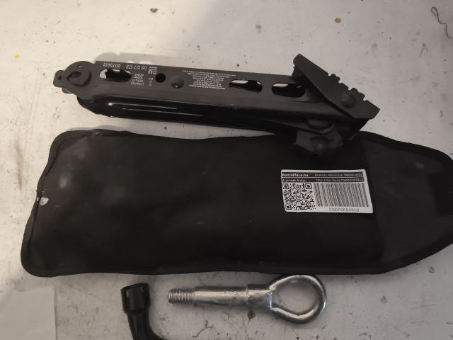 bontott OPEL MERIVA A Emelő