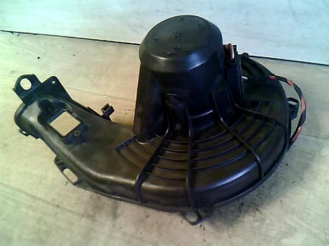 bontott OPEL MERIVA A Fűtőmotor (Klímás)