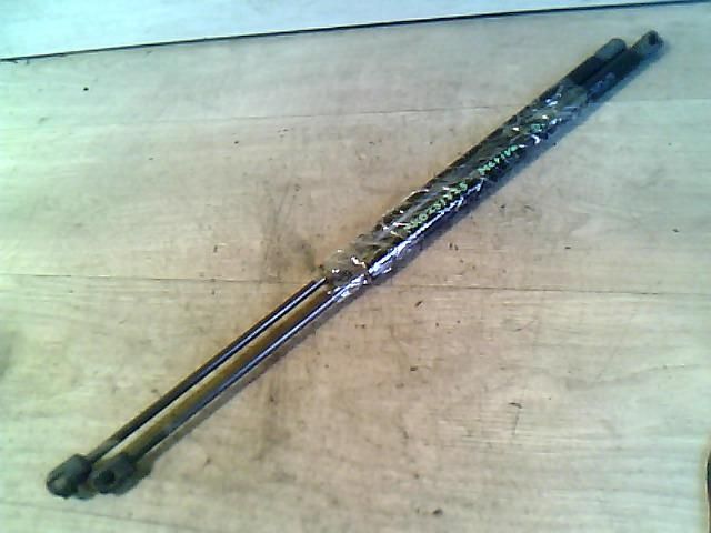 bontott OPEL MERIVA A Gázrugós Kitámasztó Teleszkóp Pár Csomagtérajtó