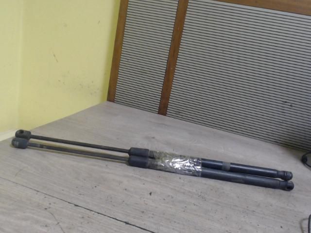 bontott OPEL MERIVA A Gázrugós Kitámasztó Teleszkóp Pár Csomagtérajtó