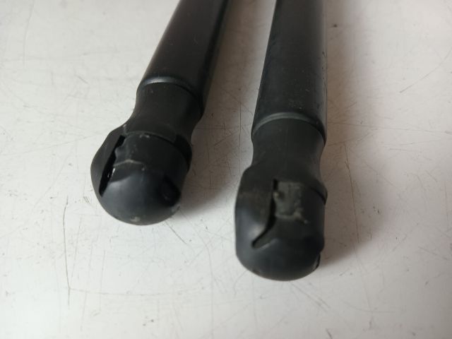 bontott OPEL MERIVA A Gázrugós Kitámasztó Teleszkóp Pár Csomagtérajtó