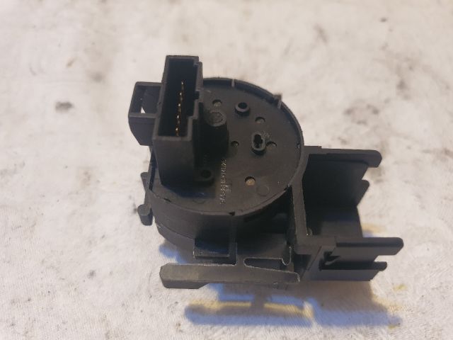 bontott OPEL MERIVA A Gyújtáskapcsoló Elektronika