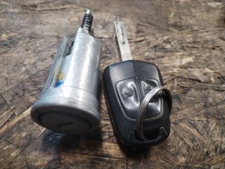 bontott OPEL MERIVA A Gyújtáskapcsoló Zárbetét