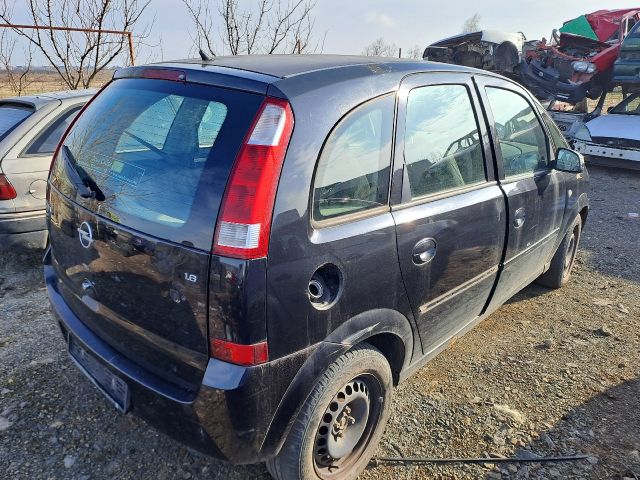 bontott OPEL MERIVA A Hátfal