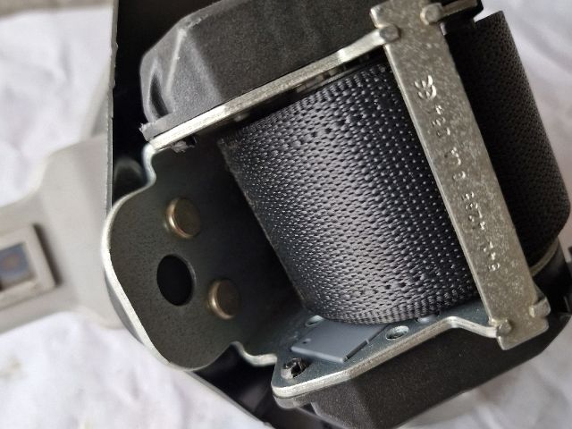 bontott OPEL MERIVA A Hátsó középső Biztonsági Öv