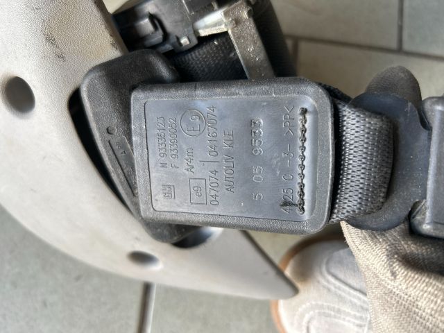 bontott OPEL MERIVA A Hátsó középső Biztonsági Öv