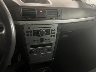 bontott OPEL MERIVA A Hátsó középső Ülés