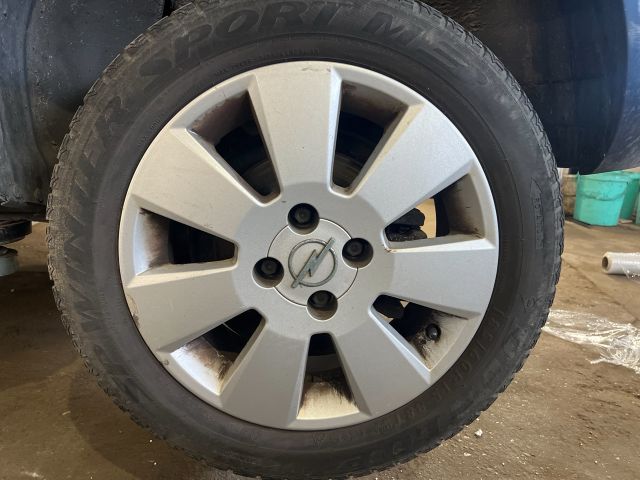 bontott OPEL MERIVA A Hátsó középső Ülés