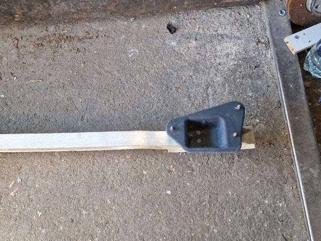 bontott OPEL MERIVA A Hátsó Lökhárító Merevítő (Fém)