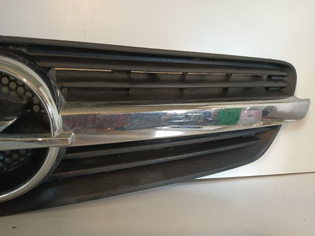 bontott OPEL MERIVA A Hűtőrács