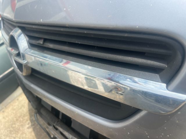 bontott OPEL MERIVA A Hűtőrács