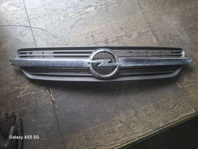 bontott OPEL MERIVA A Hűtőrács