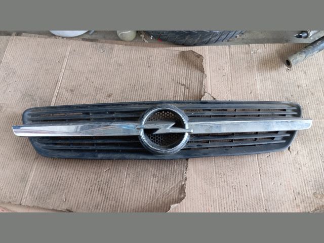 bontott OPEL MERIVA A Hűtőrács