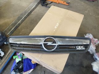 bontott OPEL MERIVA A Hűtőrács