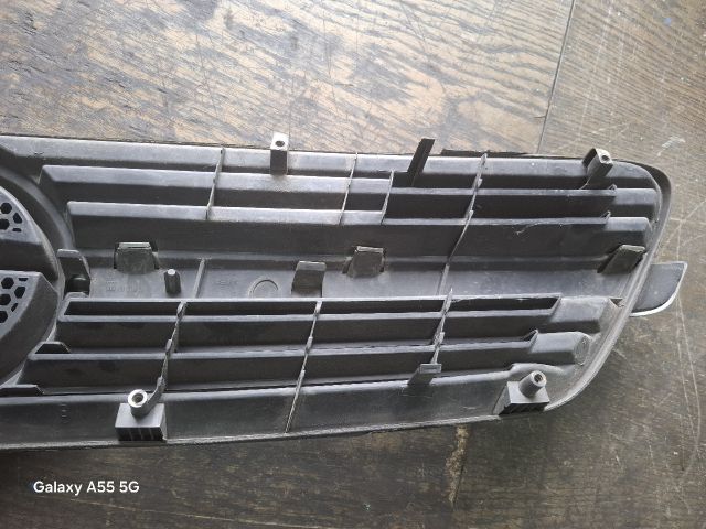 bontott OPEL MERIVA A Hűtőrács